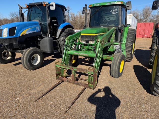 Image of John Deere 6410 equipment image 1