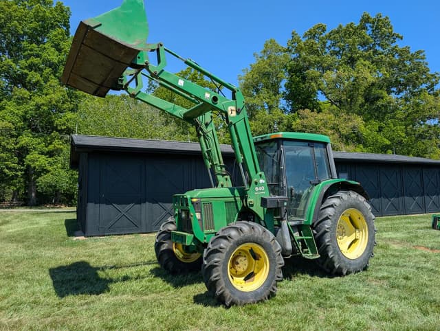 Image of John Deere 6410 equipment image 4
