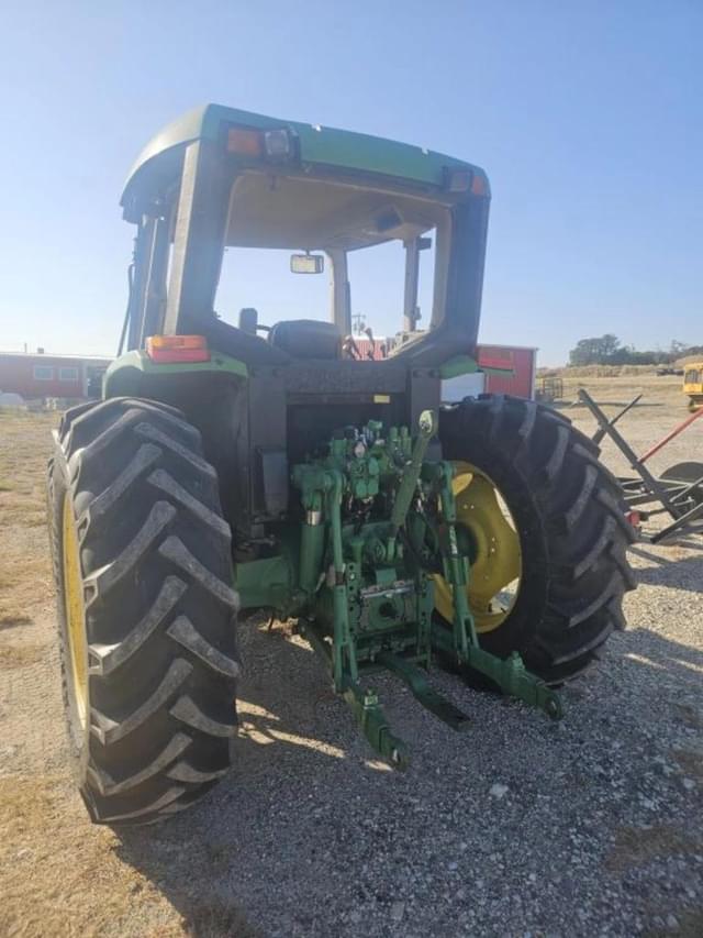 Image of John Deere 6410 equipment image 4