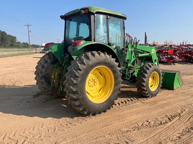 Image of John Deere 6415 equipment image 4