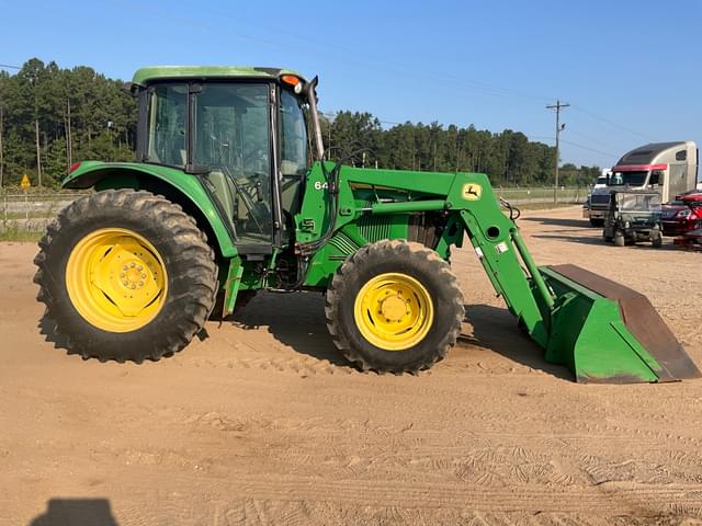 Image of John Deere 6415 equipment image 3