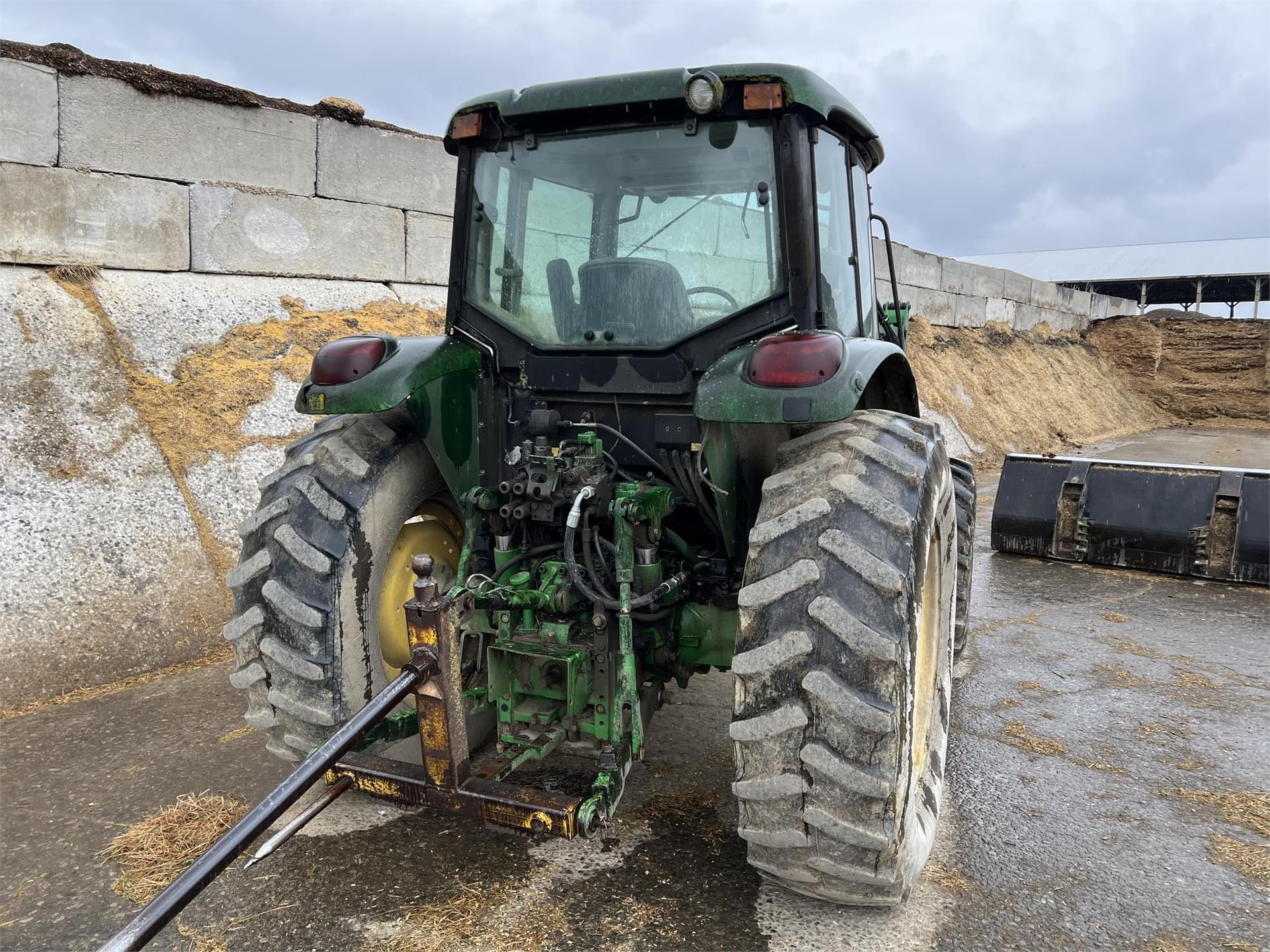 John Deere 6415 Tractors 100 to 174 HP for Sale Tractor Zoom