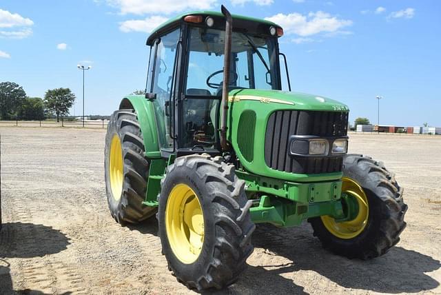 Image of John Deere 6415 equipment image 3