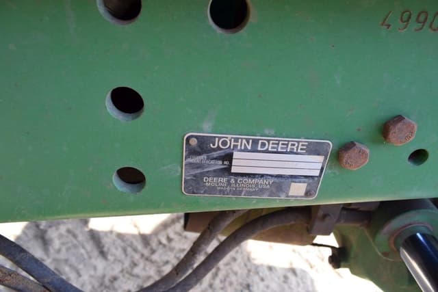 Image of John Deere 6415 equipment image 1
