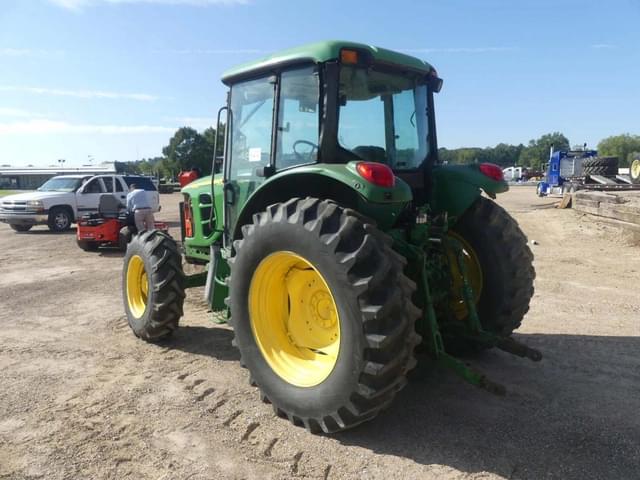 Image of John Deere 6415 equipment image 4