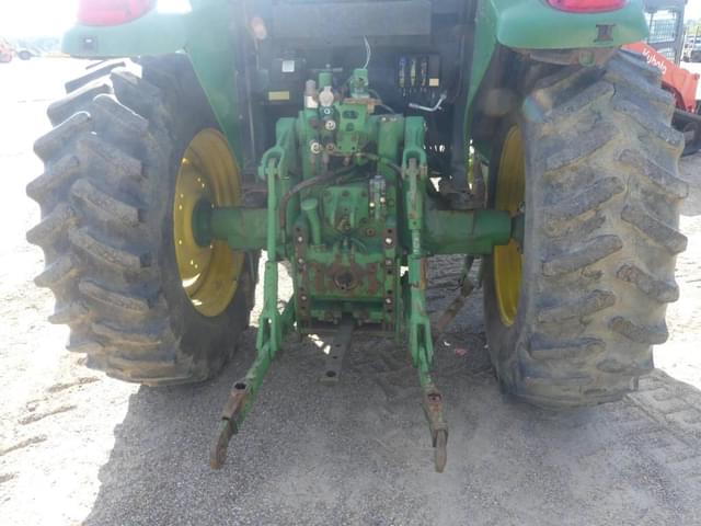Image of John Deere 6415 equipment image 3
