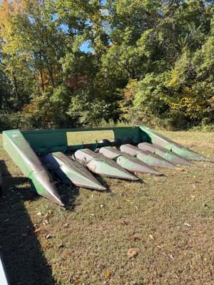 John Deere 642 Image