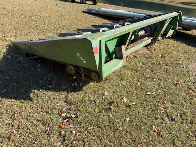 Image of John Deere 642 equipment image 4