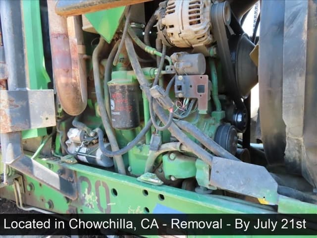 Image of John Deere 6420 equipment image 1