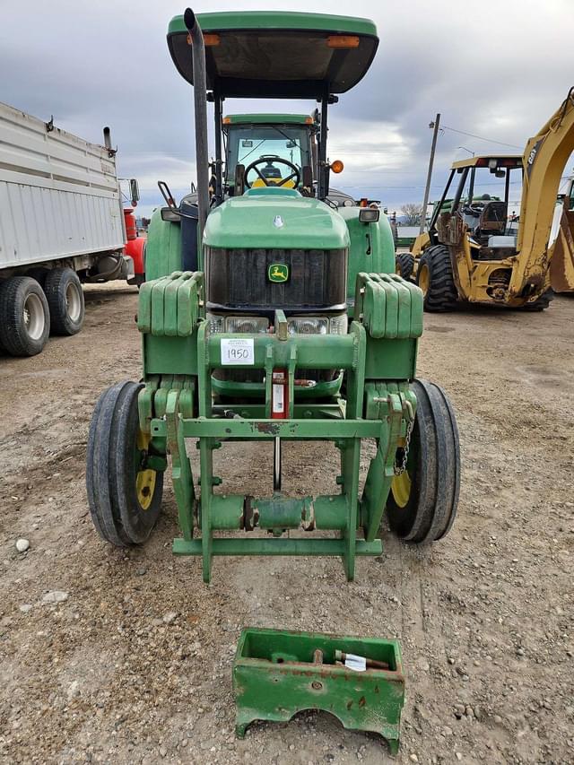 Image of John Deere 6420 equipment image 1