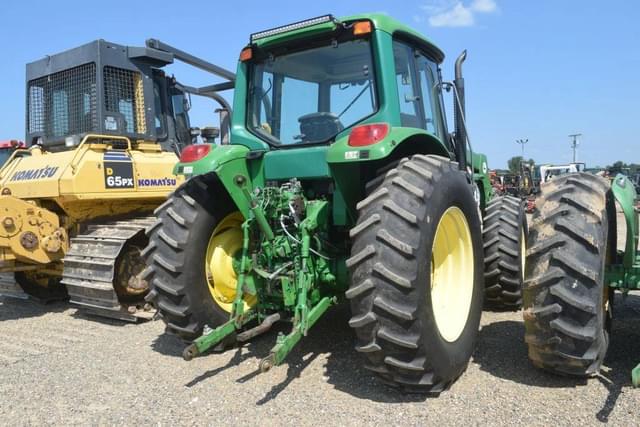Image of John Deere 6420 equipment image 2