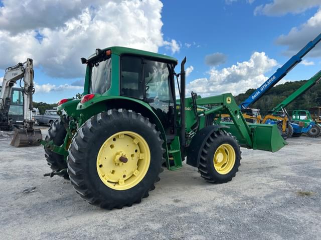 Image of John Deere 6420 equipment image 4
