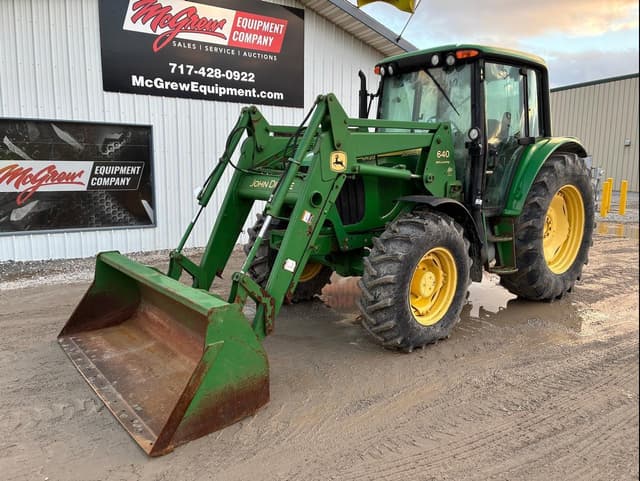 Image of John Deere 6420 equipment image 1
