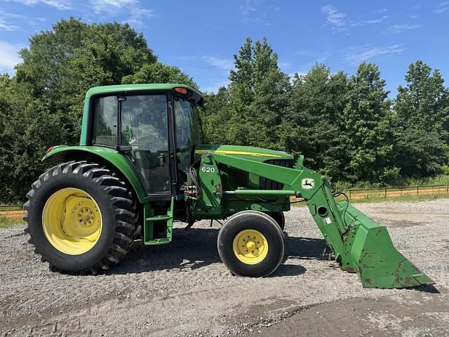 Image of John Deere 6420 equipment image 3