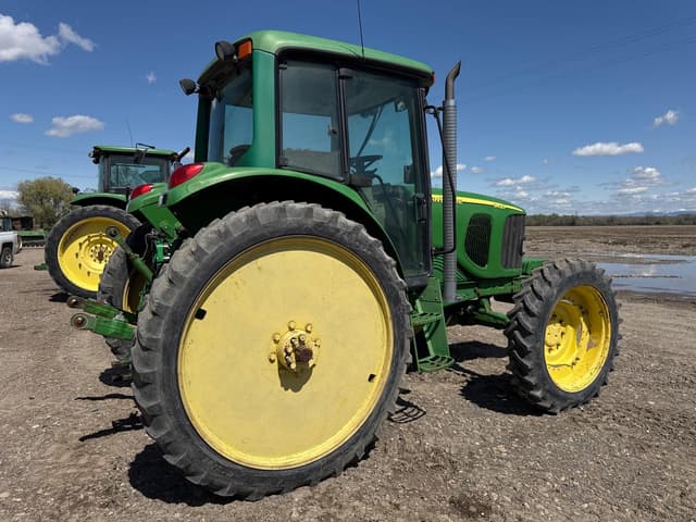 Image of John Deere 6420 equipment image 2