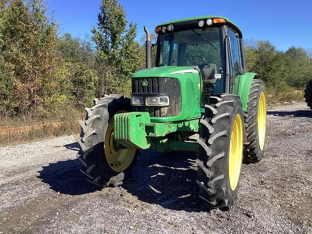 Image of John Deere 6420 equipment image 4