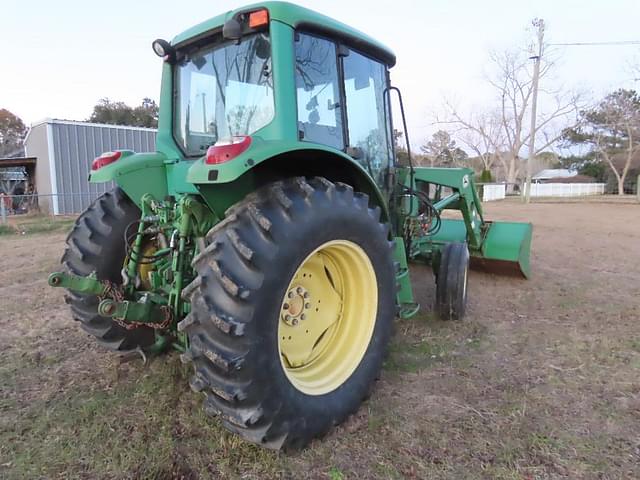 Image of John Deere 6420 equipment image 4