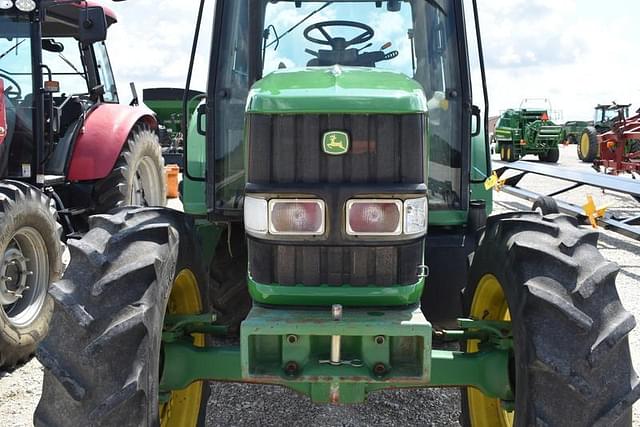Image of John Deere 6420 equipment image 3