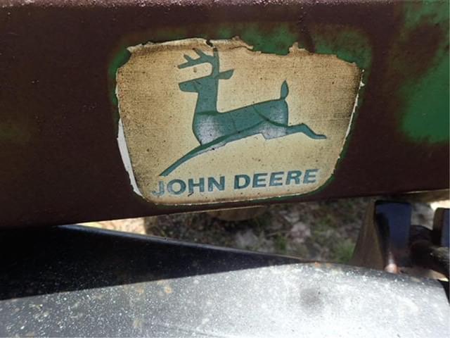 Image of John Deere 630 equipment image 4