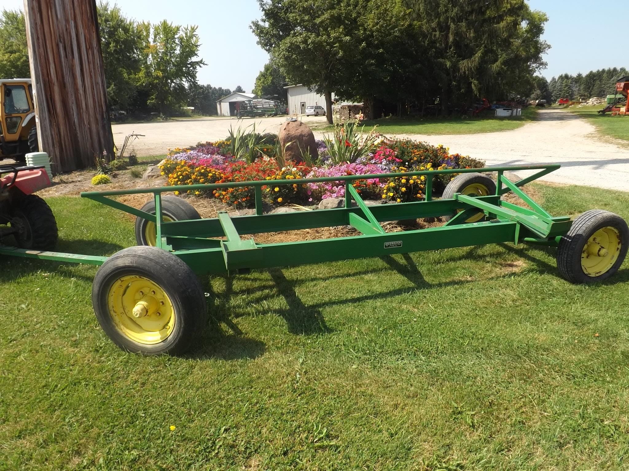 Main image John Deere 643