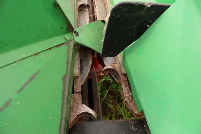 Image of John Deere 643 equipment image 2