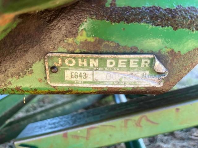 Image of John Deere 643 equipment image 4