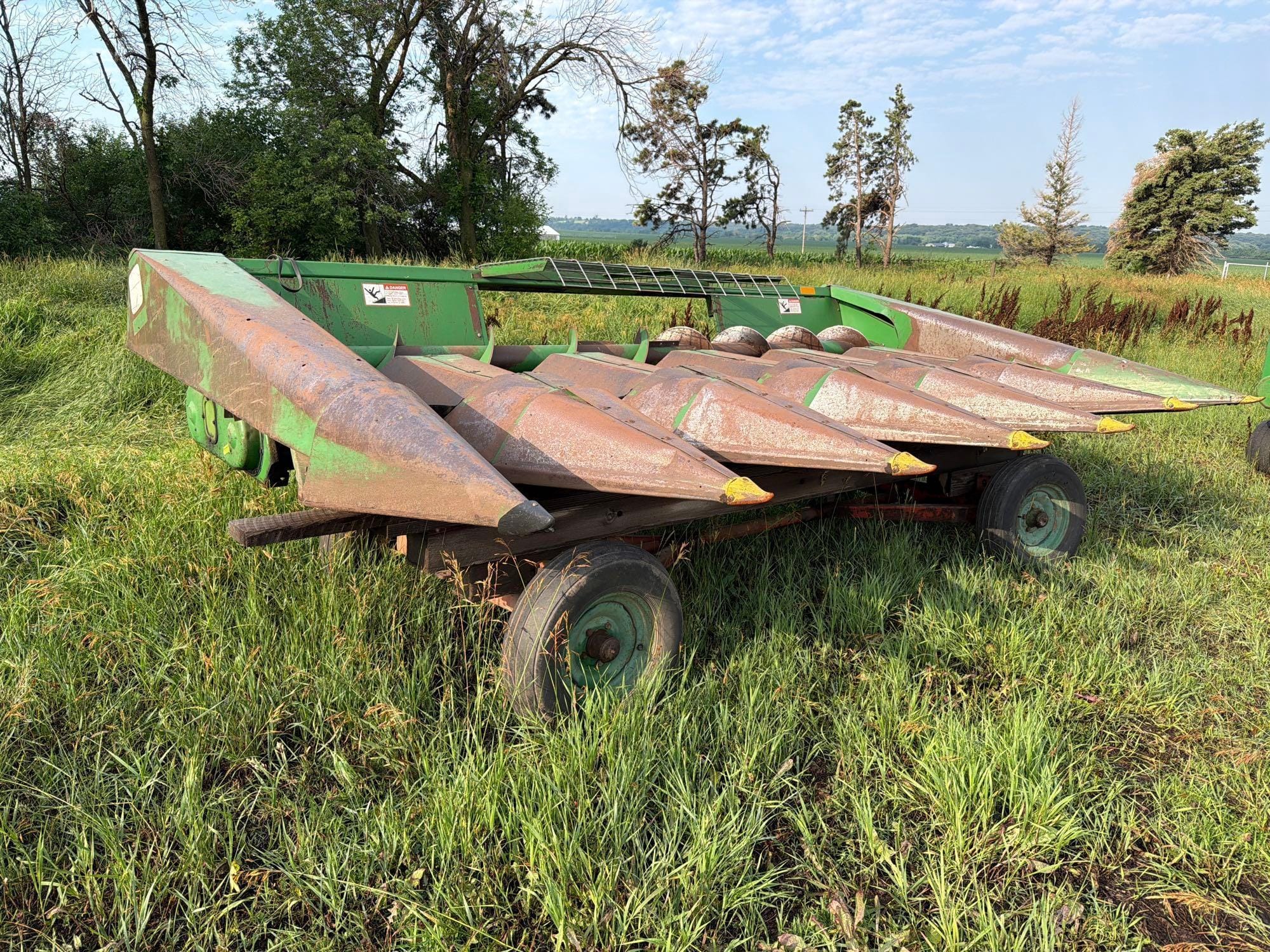 John Deere 643 Equipment Image0