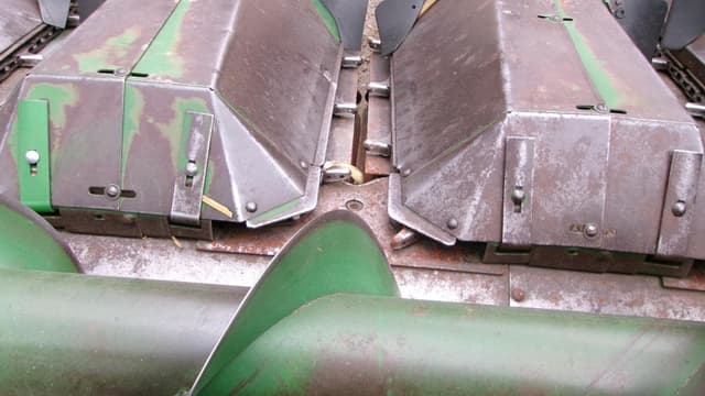 Image of John Deere 643 equipment image 4