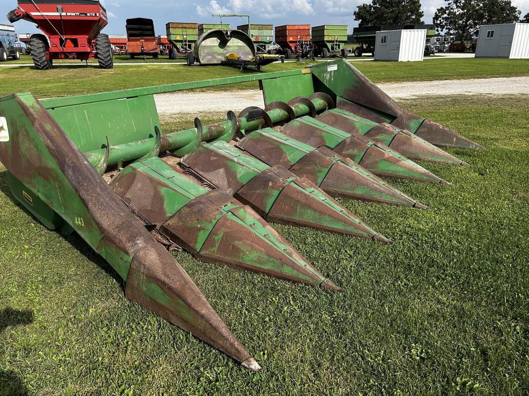 Image of John Deere 443 Image 0