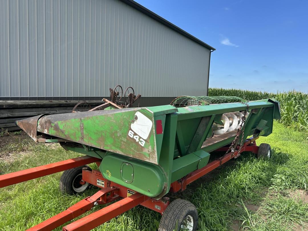 Image of John Deere 643 Image 1