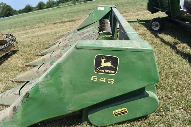 Image of John Deere 643 equipment image 3