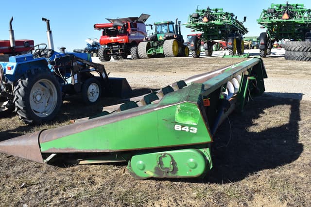 Image of John Deere 643 equipment image 2