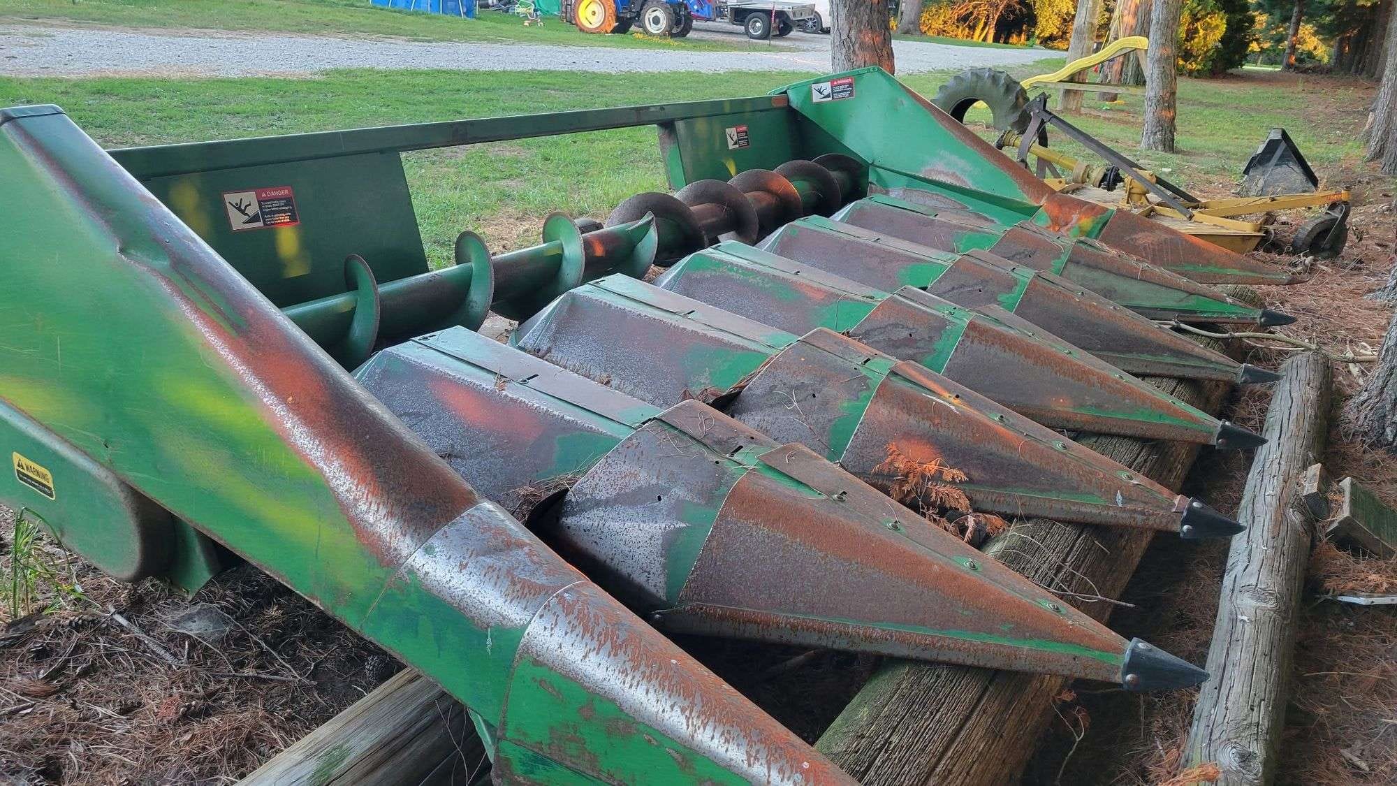 John Deere 643 Equipment Image0