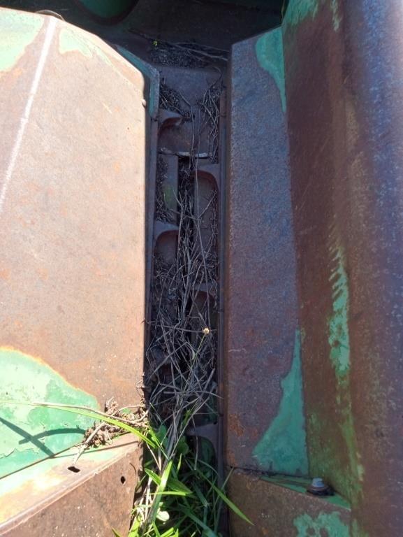 Image of John Deere 643 equipment image 4