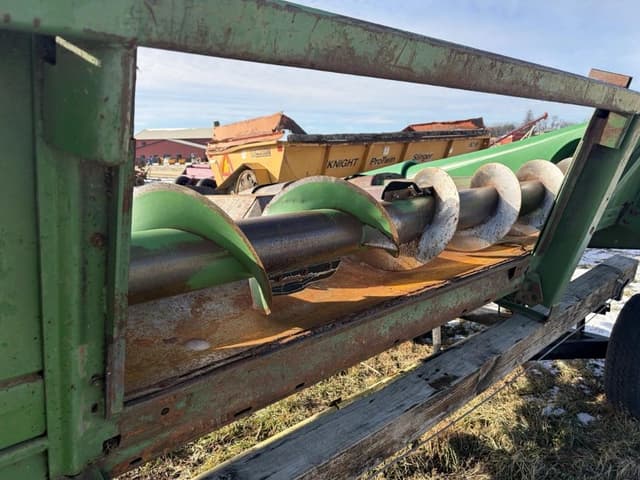 Image of John Deere 643 equipment image 4