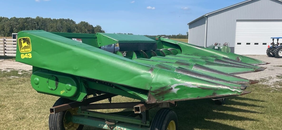 Main image John Deere 643