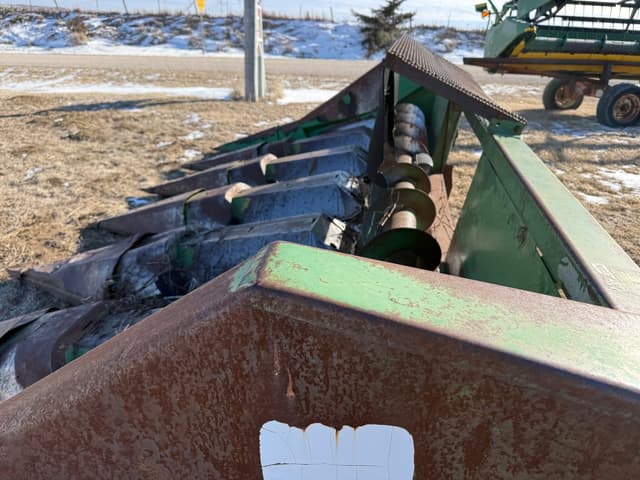 Image of John Deere 643 equipment image 3