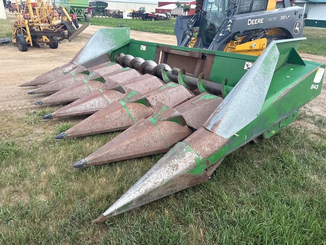 Image of John Deere 643 equipment image 2