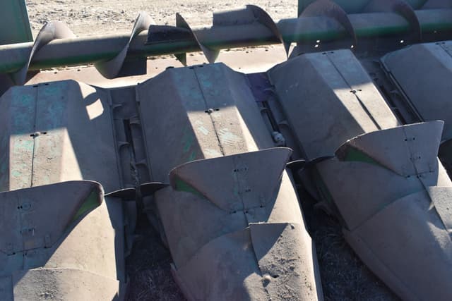 Image of John Deere 643 equipment image 4