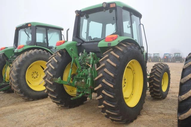 Image of John Deere 6430 equipment image 3