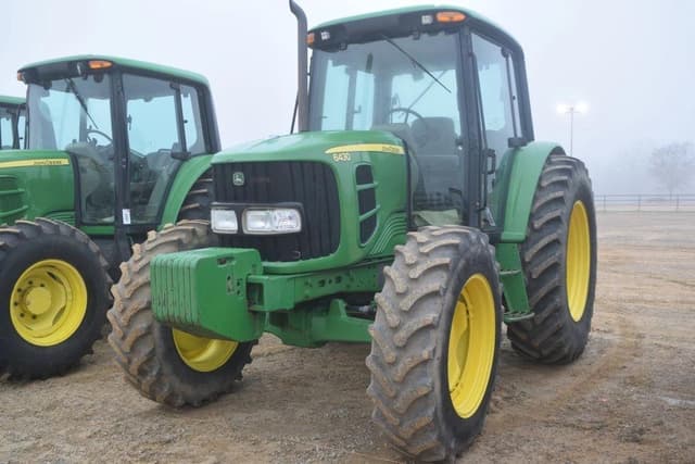 Image of John Deere 6430 equipment image 1