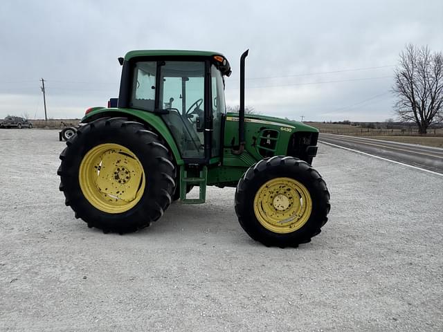 Image of John Deere 6430 equipment image 1