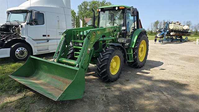 Image of John Deere 6430 equipment image 2