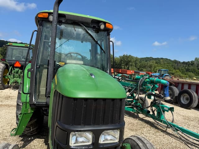 Image of John Deere 6430 equipment image 1