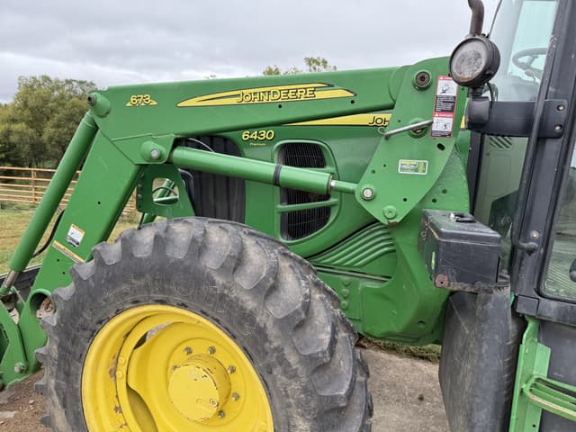 Image of John Deere 6430 equipment image 4
