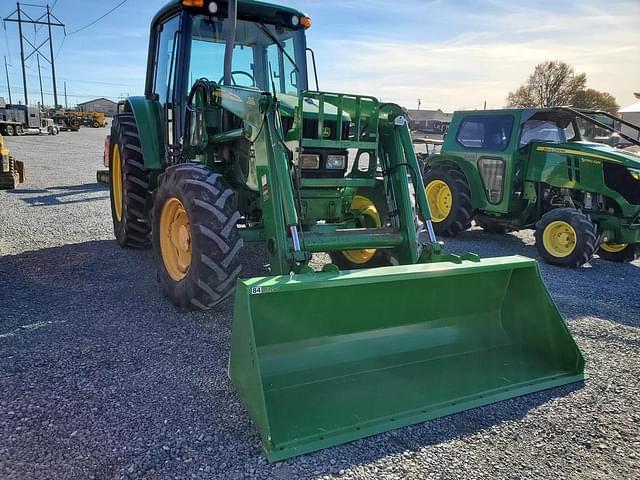 Image of John Deere 6430 equipment image 1