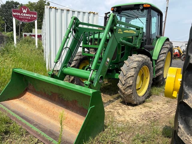Image of John Deere 6430 equipment image 1