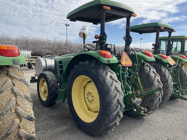 Image of John Deere 6430 equipment image 4