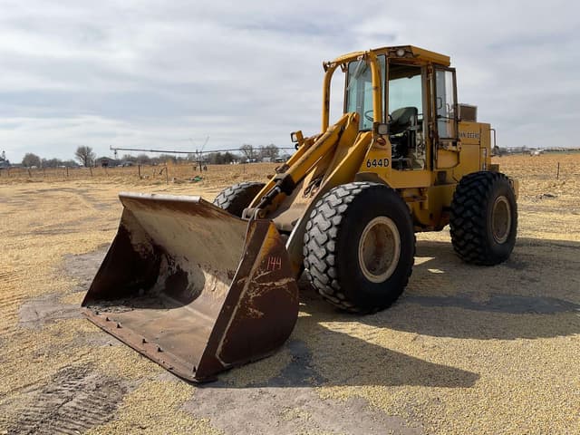 Image of John Deere 644D equipment image 1