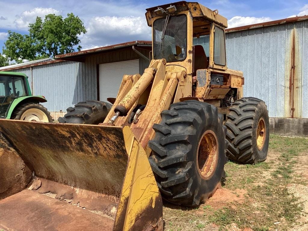 1980 John Deere 644 Equipment Image0